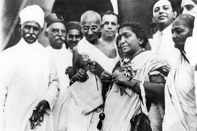 Her first collection of poems, named The Golden Threshold was published in 1905. In 1961, Padmaja Naidu, daughter of Sarojini Naidu, published her second collection of ‘The Feather of The Dawn’ written in 1927. (Photo: Getty Images)