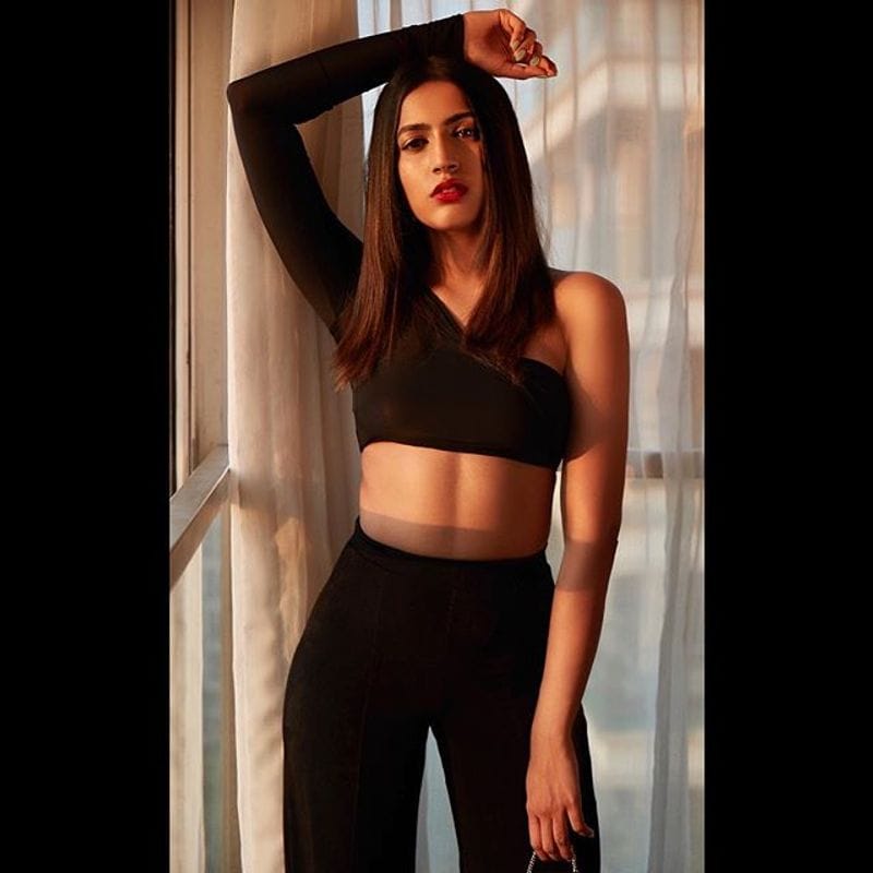 Heroine Niharika konidela latest hot photos