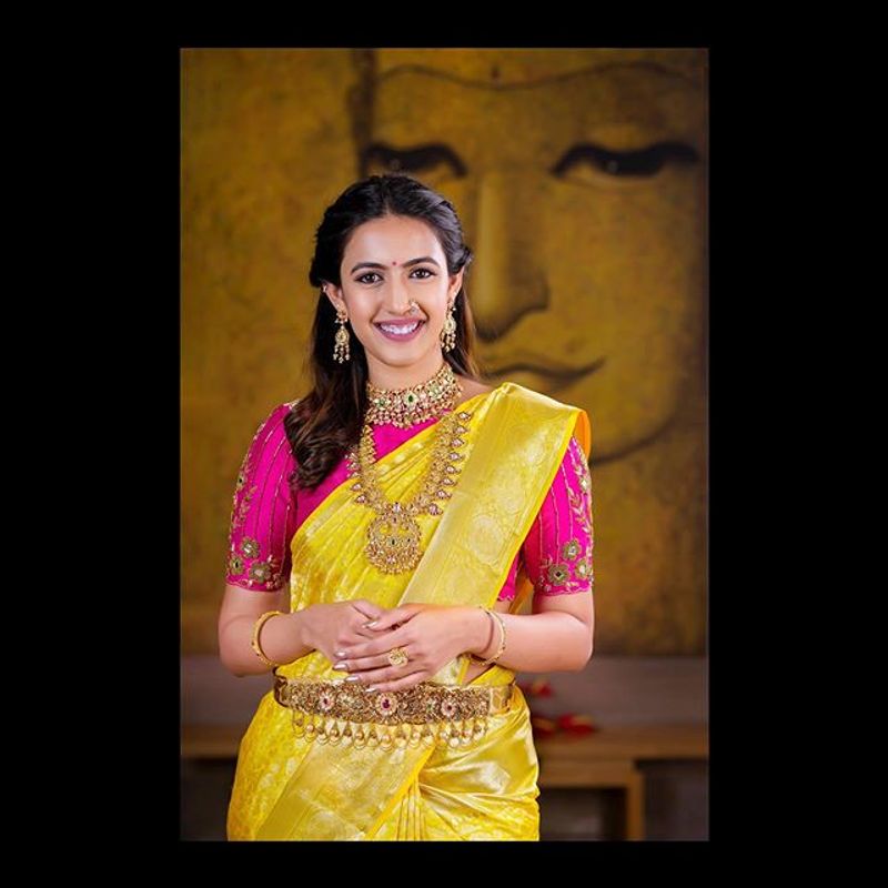 Heroine Niharika konidela latest hot photos