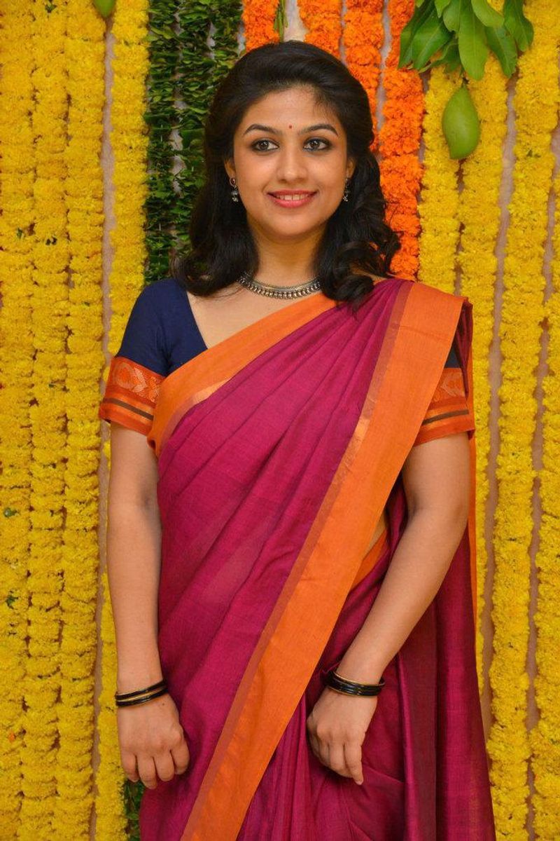 svsc actress supriya Aysola hot pics