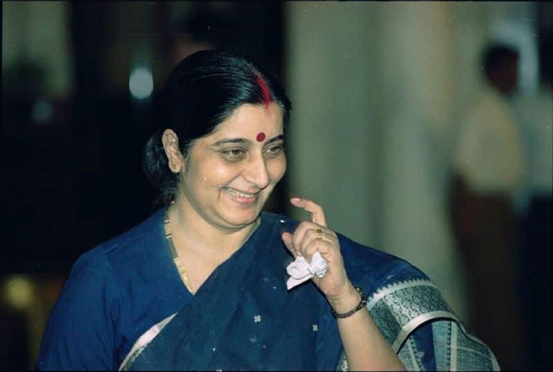 Newly appointed Minister of Information and Broadcasting Sushma Swaraj in New Delhi on September 30, 2000. (Photo by Prakash SinghHindustan Times via Getty Images)