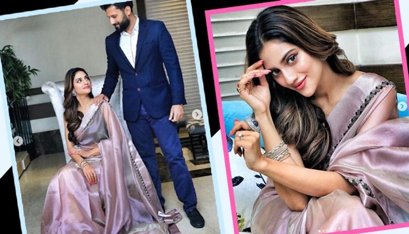 টিকটক ভিডিও বানানোর ক্ষেত্রেও জুড়ি মেলা ভার সাংসদ তথা টলি অভিনেত্রী নুসরতের। সময় পেলেই স্বামী নিখিলকে নিয়ে টিকটকে চলে আসেন অভিনেত্রী।