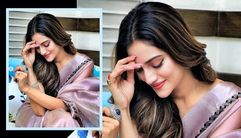 <p>সম্প্রতি এক সাক্ষাৎকারে এই নিয়ে মুখ খুললেন নুসরত, বর্তমানে এই বিতর্ক ও ট্রোলিং নিয়ে কী বললেন তিনি- অভিনেত্রী তথা সাংসদের একটাই মন্তব্য বিতর্ক তাঁকে কঠিন হতে শেখায়। </p>