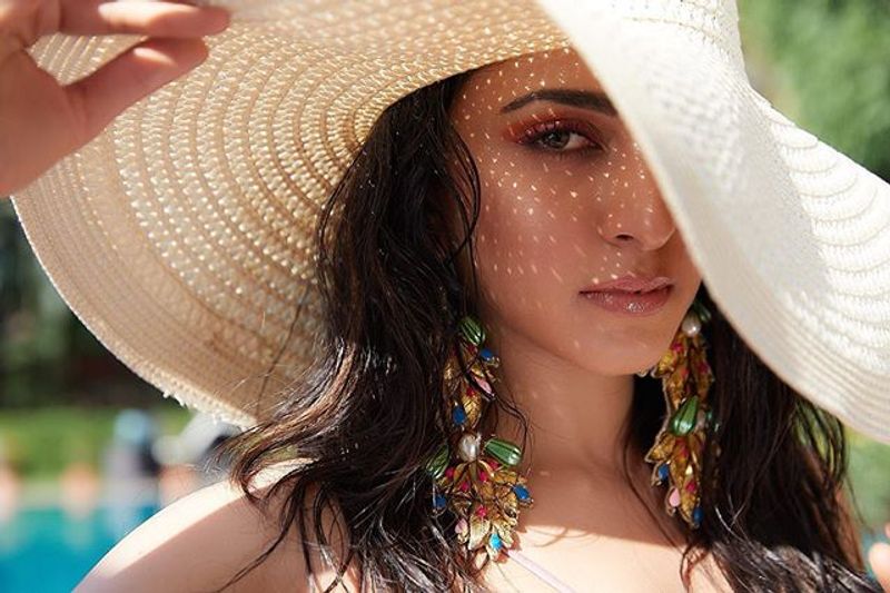 Heroine Kiara Advani Latest Hot photos