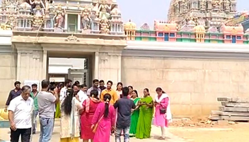 Nikhil and Revathi visited Rajarajeshwari Temple in Bengaluru’s RR Nagar