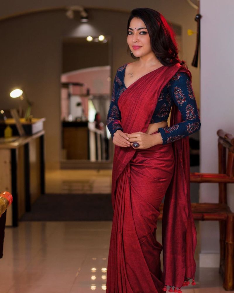 Actress VJ Ramya Hot Photo Shoot Collection