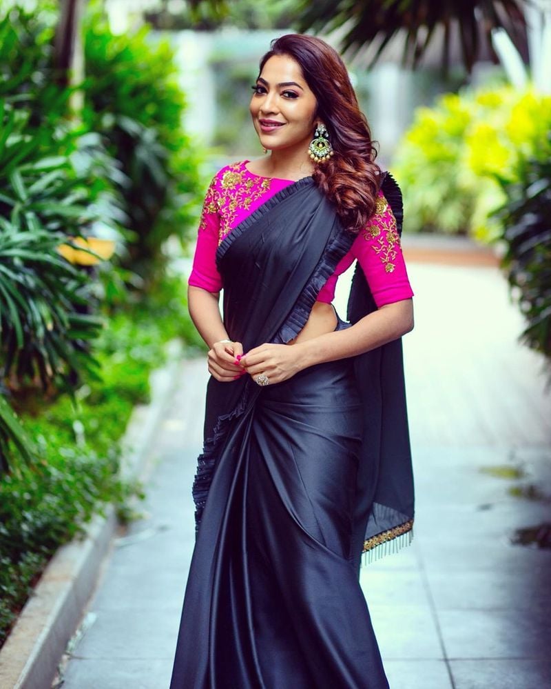 Actress VJ Ramya Hot Photo Shoot Collection