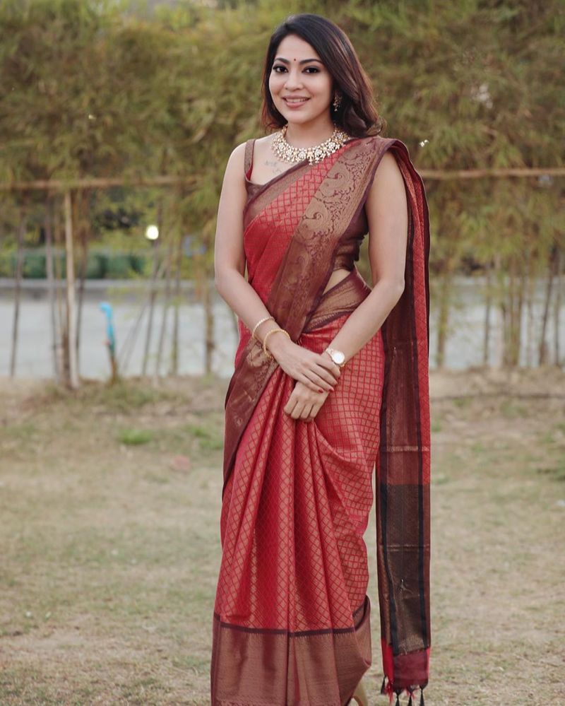 Actress VJ Ramya Hot Photo Shoot Collection