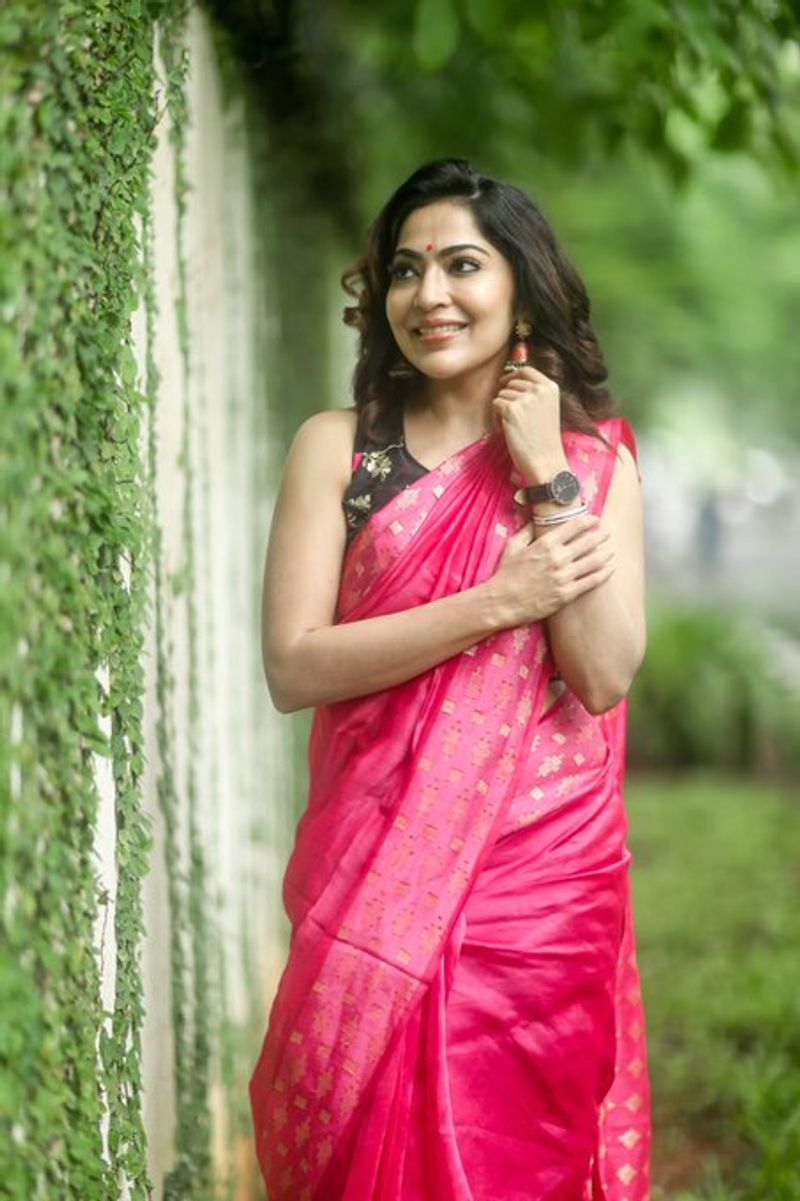 Actress VJ Ramya Hot Photo Shoot Collection