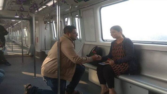Man proposes to girlfriend in East-West Metro inaugural train on Valentines day Man proposes to girlfriend in East-West Metro inaugural train on Valentines day