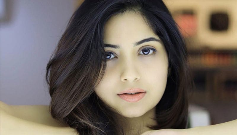 Simple beauty tricks to women