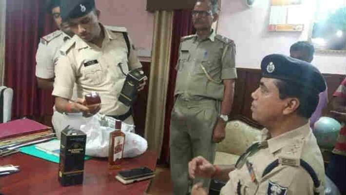 president awarded teacher congress leader and two other arrested for drinking alcohol pra president awarded teacher congress leader and two other arrested for drinking alcohol pra