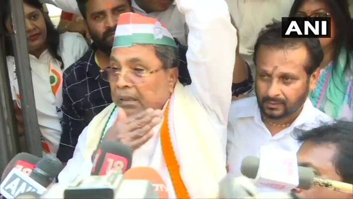 Bidar sedition case: Siddaramaiah protests, detained in Bengaluru Bidar sedition case: Siddaramaiah protests, detained in Bengaluru