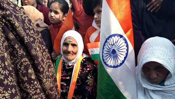 Shaheen Bagh protesters women meet Amit Shah in Delhi kpn Shaheen Bagh protesters women meet Amit Shah in Delhi kpn