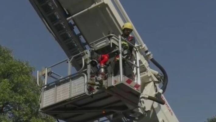 The robot will work to extinguish the fire in Kolkata The robot will work to extinguish the fire in Kolkata