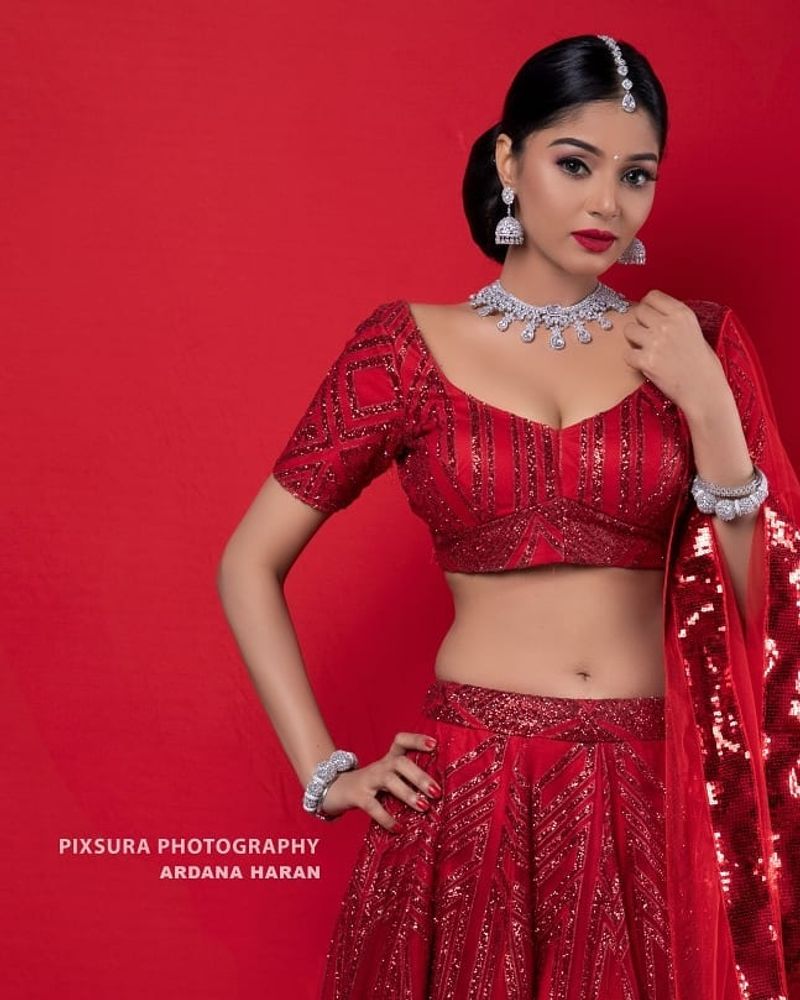 Sanam Shetty Lovers Day Special Hot Photo Shoot