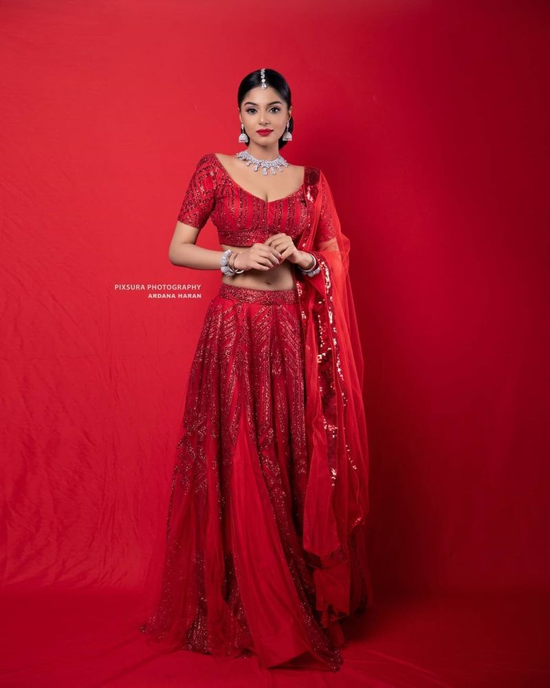Sanam Shetty Lovers Day Special Hot Photo Shoot