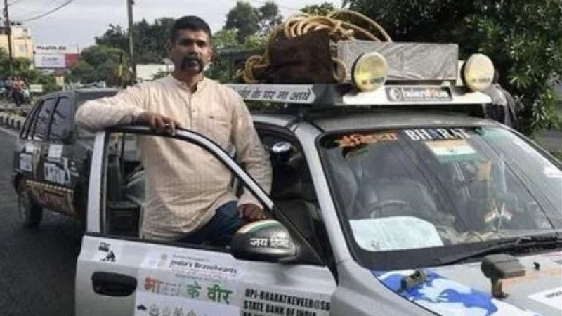 शहीद सीआरपीएफ कर्मियों का स्मारक स्थल उनके बलिदान स्थल से करीब 200 मीटर दूर स्थित सीआरपीएफ के लिथपोरा कैंप परिसर के भीतर ही बनाया गया है। शहीद स्मारक स्थल को एडीजीपी सीआरपीएफ जुल्फिकार हसन ने आज राष्ट्र को समर्पित किया। उन्होंने उमेश जाधव को भी सम्मानित किया। शहीद स्मारक स्थलके उद्घाटन के बाद एक बातचीत में उमेशा जाधव ने कहा हम इन शहीदों और इनके परिजनों के हमेशा कर्जदार हैं। मुझे पुलवामा के प्रत्येक शहीद के परिवार से मुलाकात करने और उनका आशिर्वाद प्राप्त करने का गौरव है।