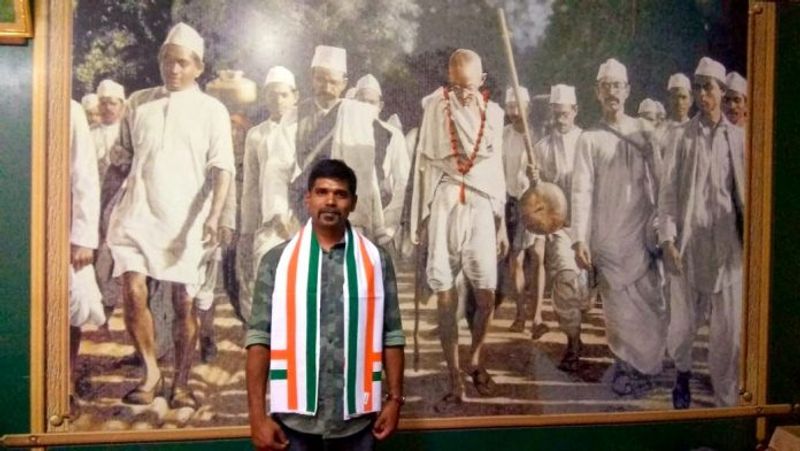 महाराष्ट्र के औरंगाबाद के रहने वाले उमेश गोपीनाथ जाधव ने कहा कि मैं बचपन से सेना में शामिल होना चाहता था, लेकिन नहीं हो पाया। मैं अपने दोनों बच्चों को भी फौज में भेजूंगा।