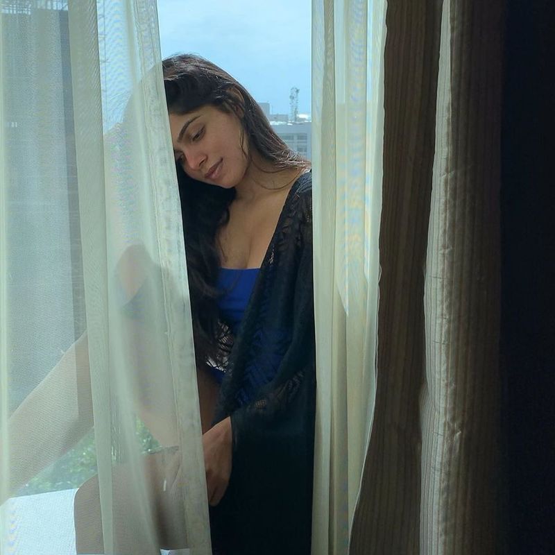 Bachelor Movie Heroine Divya Bharathi Hot Photos