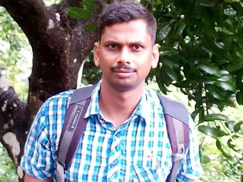 12 वीं की पढ़ाई छूटने के बाद एलमबहावत ने आगे की पढ़ाई लॉन्ग डिस्टेंस के जरिए की। उन्होंने मद्रास यूनिवर्सिटी से बीए किया। यूपीएससी की तैयारी उन्होंने अपने दम पर किया। गांव में सिविल सर्विस की पढ़ाई के लिए कोई सुविधा नहीं थी, ऐसे में कॉमन लाइब्रेरेरी में बैठकर पढ़ाई करते थे, इस लाइब्रेरी में सिविल सर्विस के लिए एक अलग सेक्शन हैं।