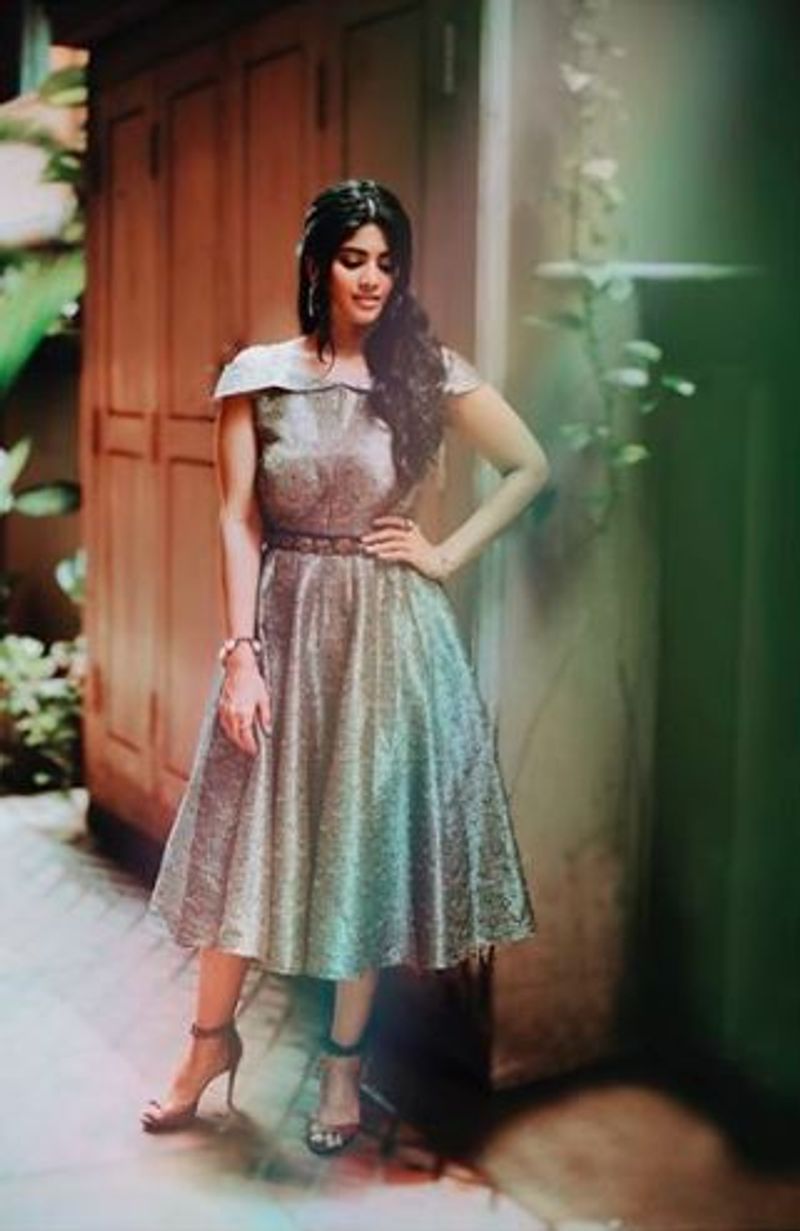 actress megha akash latest modern dress photo gallery