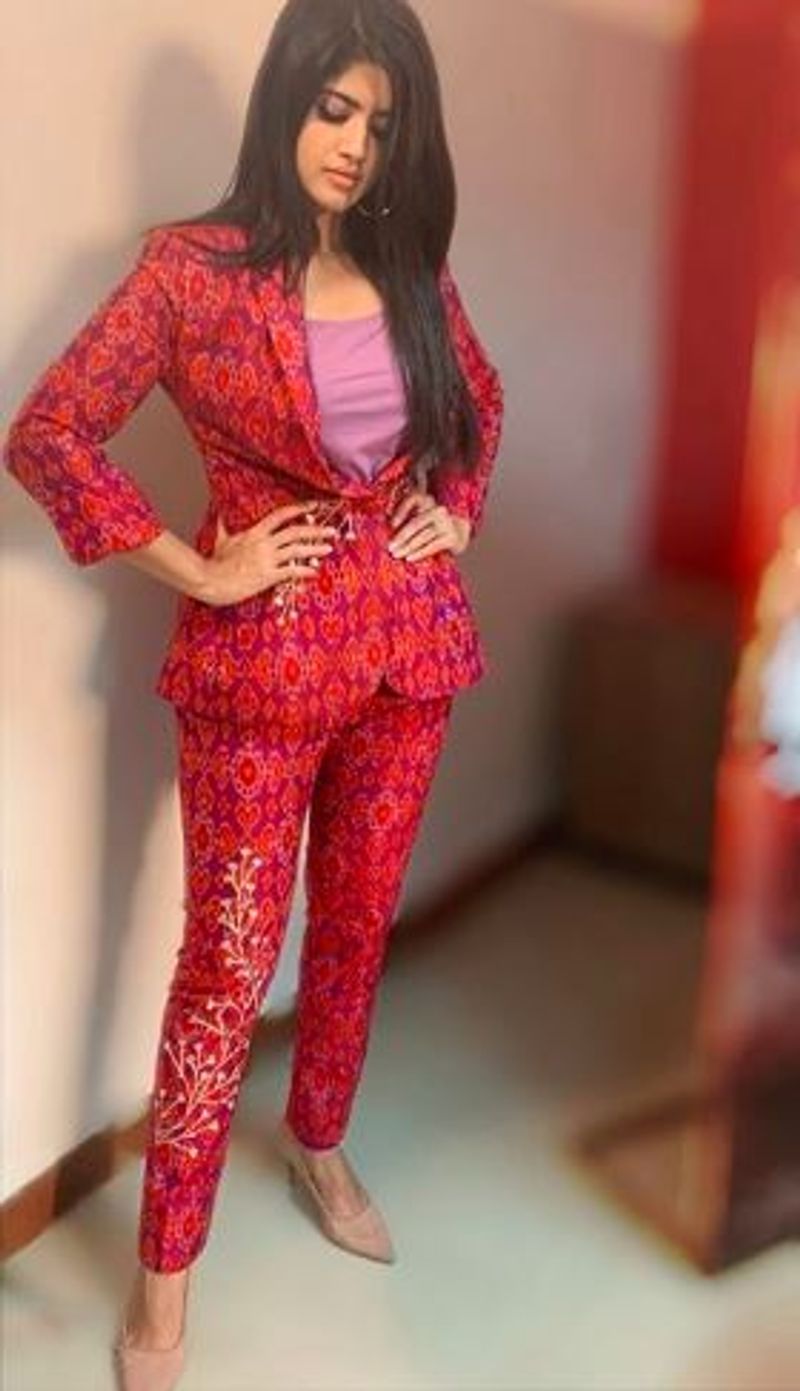 actress megha akash latest modern dress photo gallery
