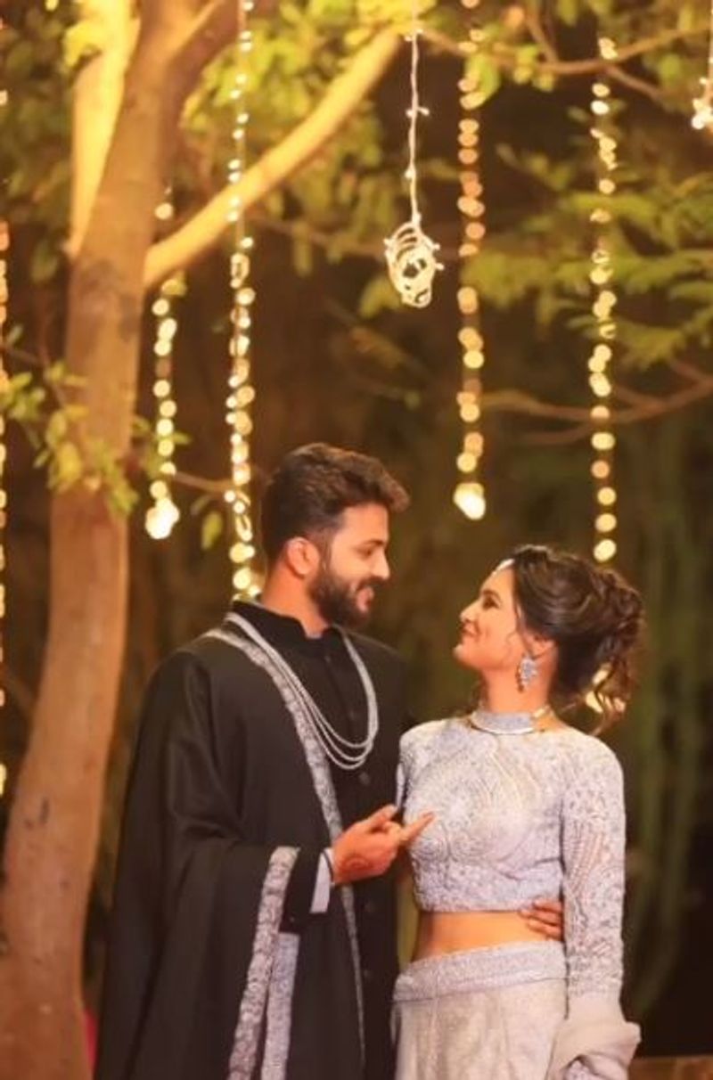 Agnishakshi Prema Loka fame Vijay surya photo gallery