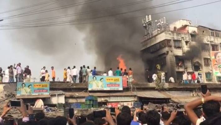 Fire breaks out at Rajabazar rice godown in Kolkata Fire breaks out at Rajabazar rice godown in Kolkata