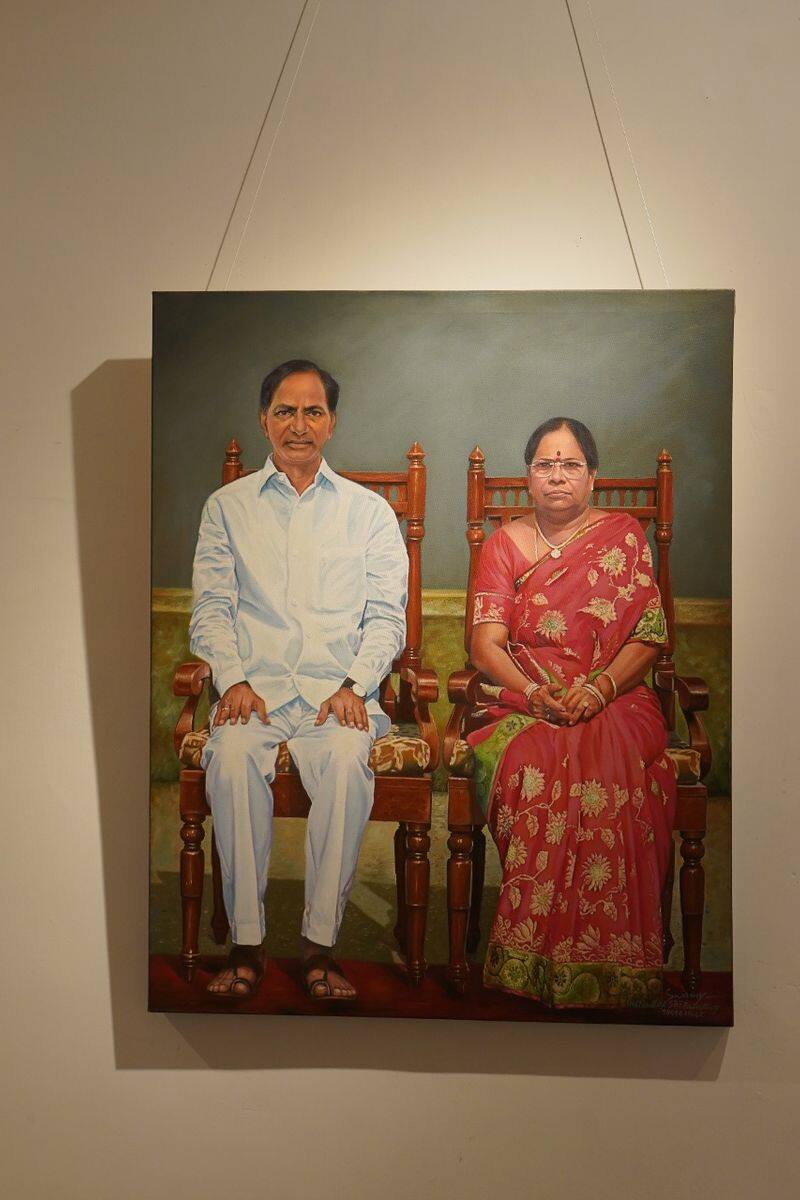 pencil sketch exhibition on telangana cm kcr