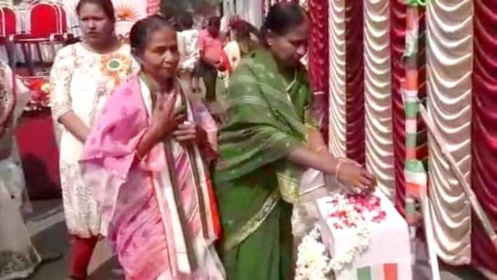 Blood donation camp organised in Behala for Pulwama Martyrs Blood donation camp organised in Behala for Pulwama Martyrs