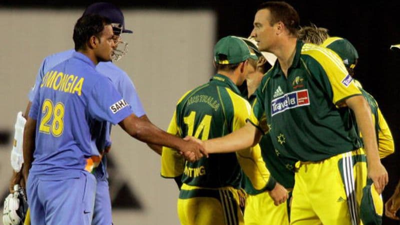 एकमात्र T-20 में उन्होंने 38 रनों की पारी खेली थी। इस मैच में उनका स्ट्राइक रेट भी 84.44 का रहा था।