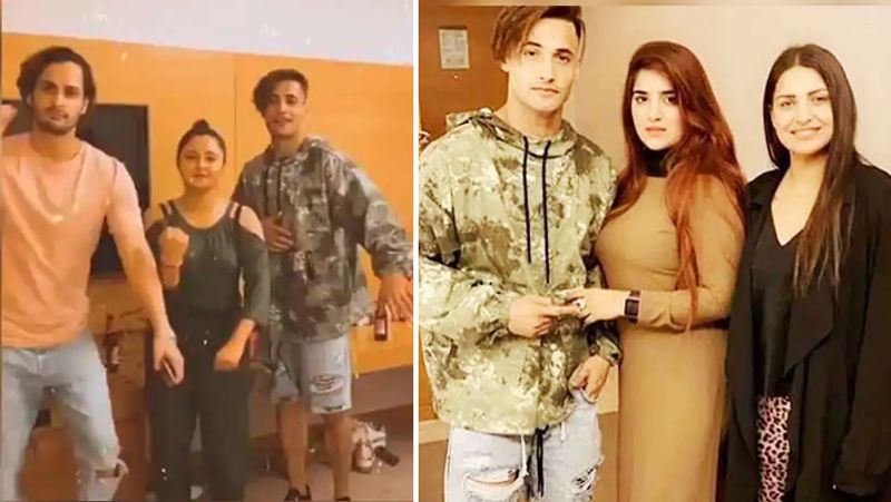 इस पार्टी में हिमांशी खुरावा थोड़ी मायूस और उदास नजर आईं। इसके साथ ही आसिम भी पार्टी में उनसे दूर-दूर ही नजर आए। मानो ऐसा लग रहा हो कि वो उनसे दूरियां बनाने की कोशिश कर रहे हों।