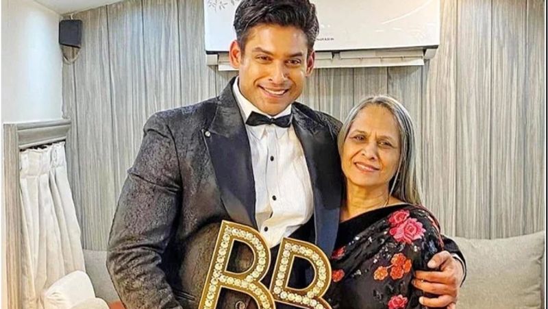 शिल्पा शिंदे कहती हैं कि सिद्धार्थ काफी वॉइलेंस थे। वो उनके साथ मार-पीट करते थे। शिल्पा का दावा है कि वे सिद्धार्थ शुक्ला के साथ 2011 में रिलेशनशिप में रही थीं, जो कि काफी बुरा अनुभव रहा था।