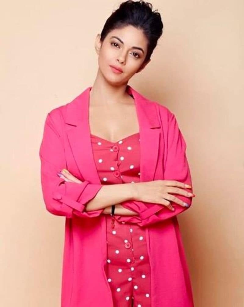 actress nila drastic transformation new look photo gallery
