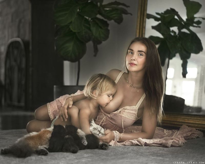 A collection of rare photos