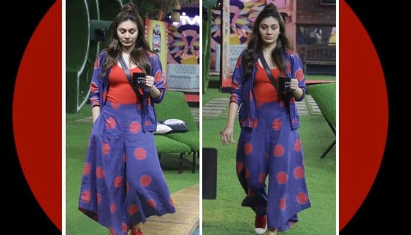 কাঁটা লাগা গার্ল বিগ বস ১৩-এর সিজনে ওয়াইল্ড কার্ড হিসেবে বিগ বসে এন্ট্রি নিয়েছিলেন।