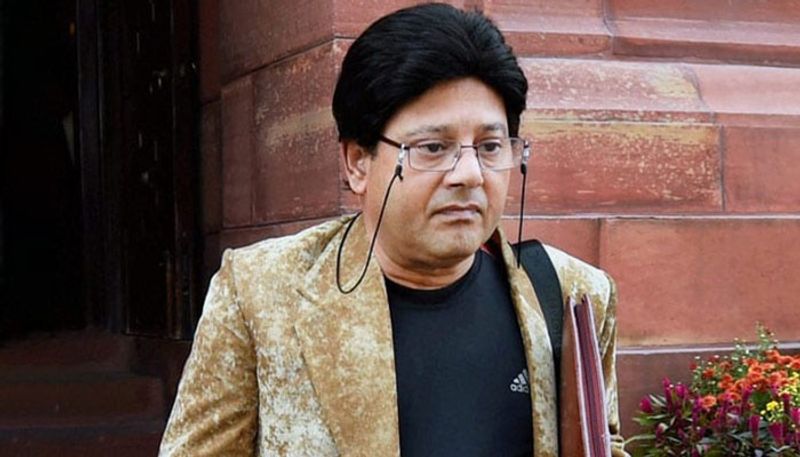 তেরো মাস পর জামিন পেয়েছিলেন তিনি। মুক্তির মুখেই হাসপাতালে ভর্তি হন তাপস পাল।