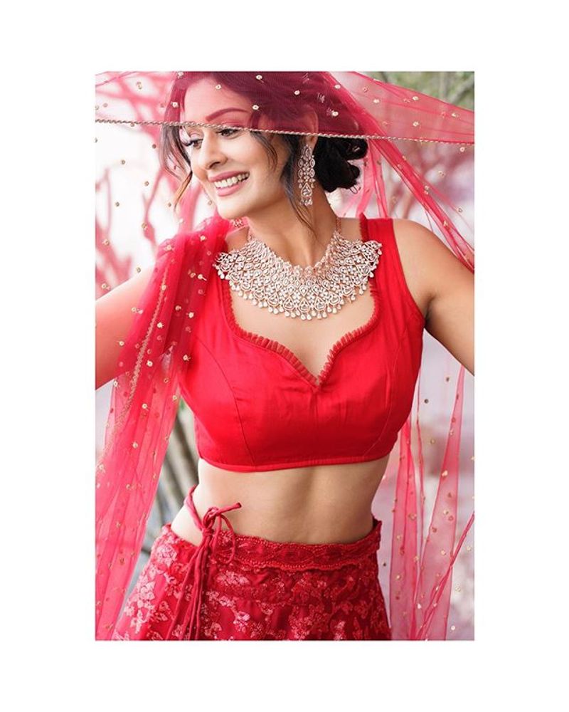 Heroine Payal Rajput Latest Hot Photos