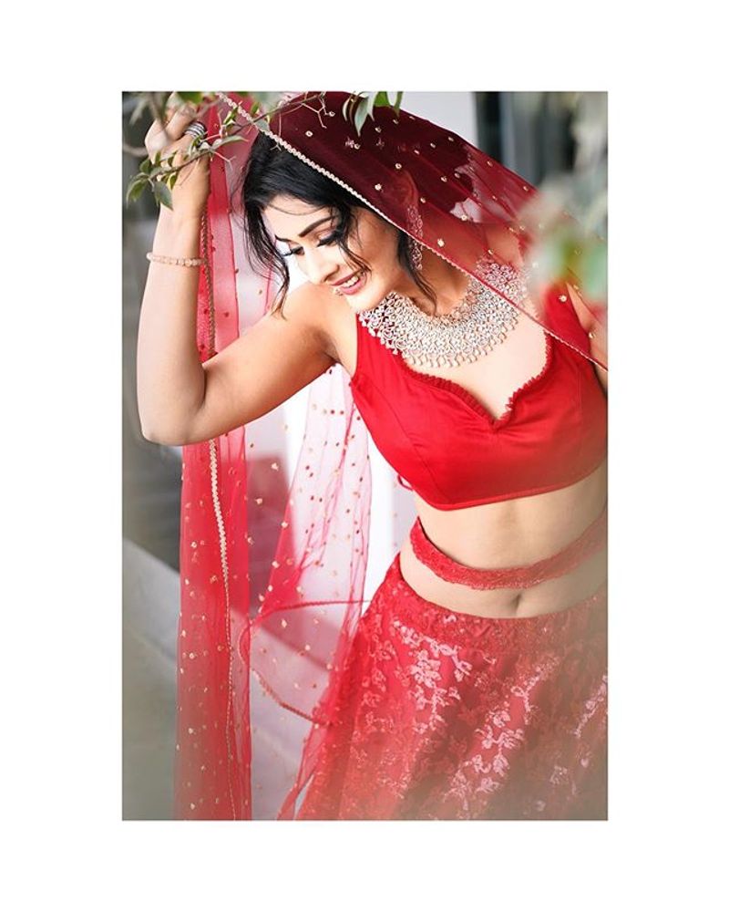 Heroine Payal Rajput Latest Hot Photos