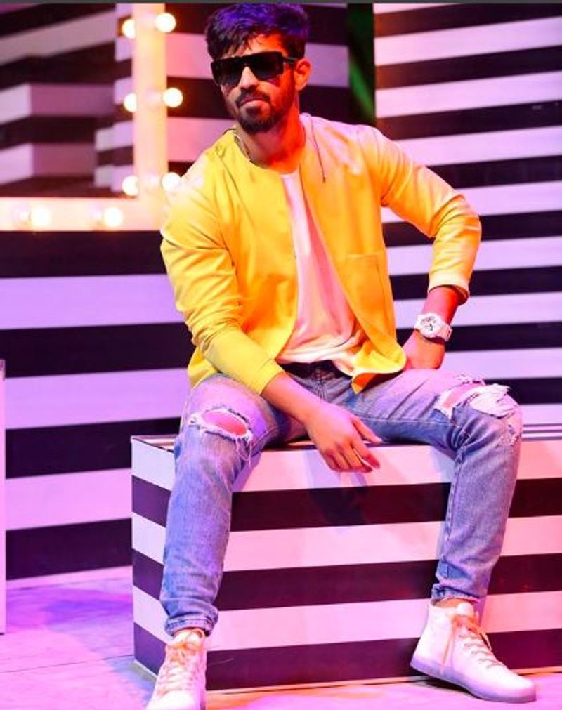 actor biggboss mahat celebrate birthday for his year her wife photo gallery