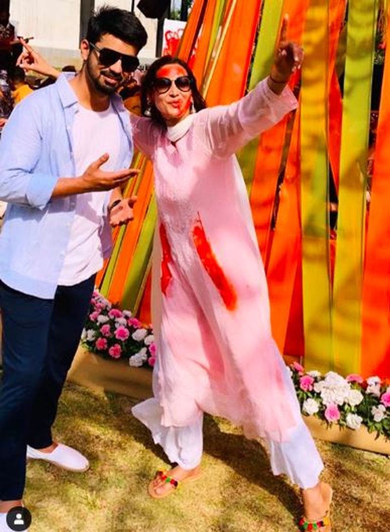 actor biggboss mahat celebrate birthday for his year her wife photo gallery