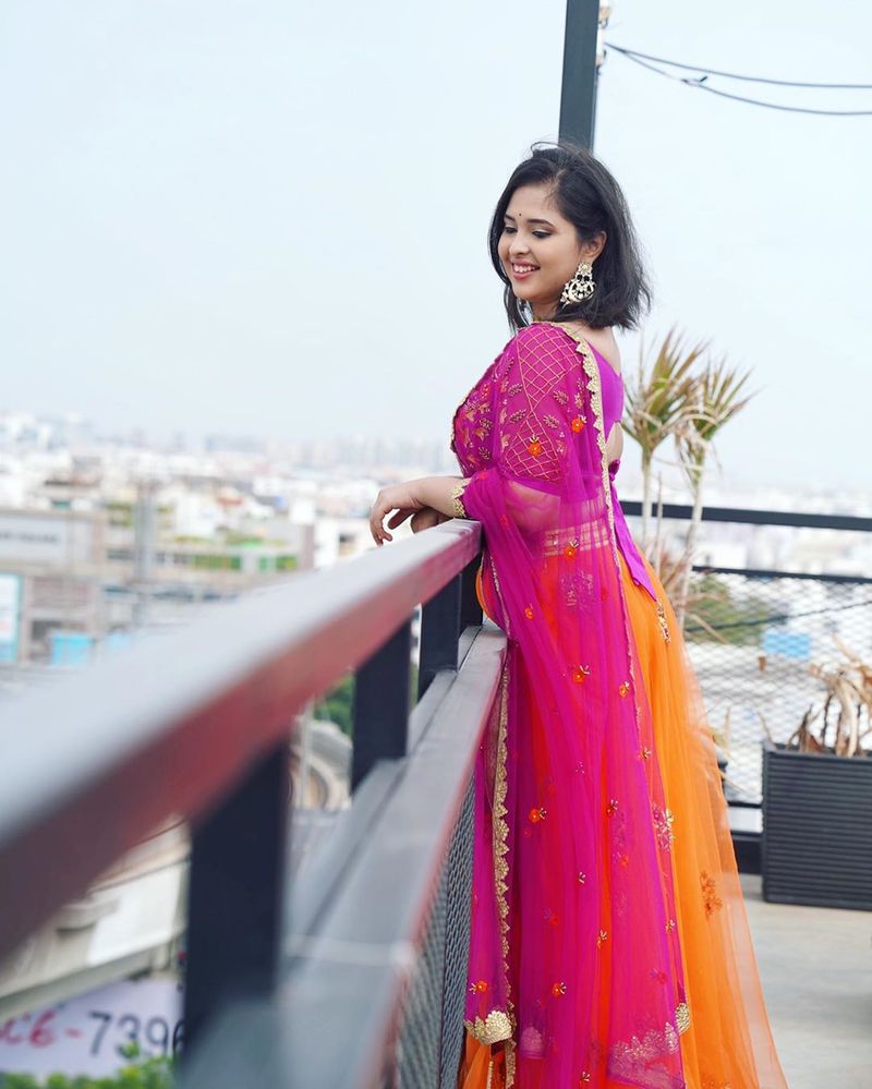 tollywood anchor kaumudi nemani instagram photos