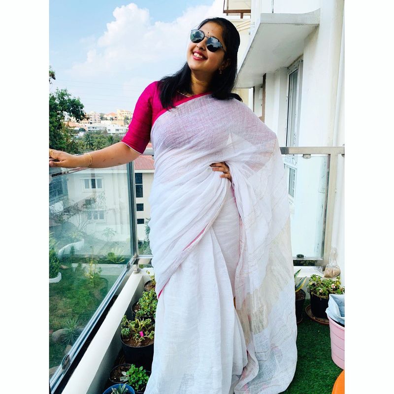 tollywood anchor kaumudi nemani instagram photos