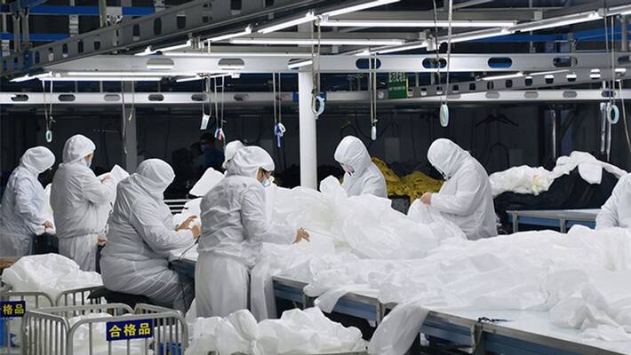 till now 2000 peoples died by corona virus in china- people's have fear in china till now 2000 peoples died by corona virus in china- people's have fear in china