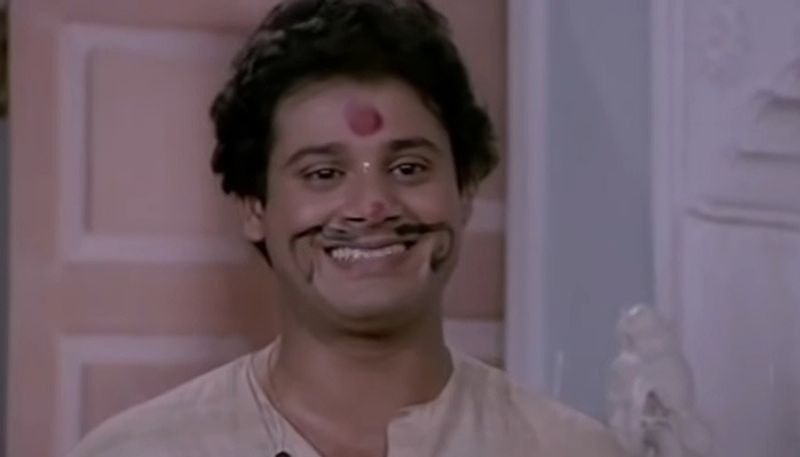 অভিনয় জীবনেও নিজের অভিনয়ের জন্য প্রশংসা পেয়েছেন তিনি। তারপর থেকে একের পর সিনেমায় অভিনয় করে তিনি তাক লাগিয়ে দিয়েছিলেন। 'বলিদান', 'গুরুদক্ষিণা', র মতো সুপারহিট ছবি ছিল তার ঝুলিতে।