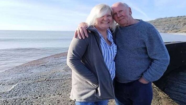 After 38 years, this woman met her father, came to know through Facebook MJA After 38 years, this woman met her father, came to know through Facebook MJA