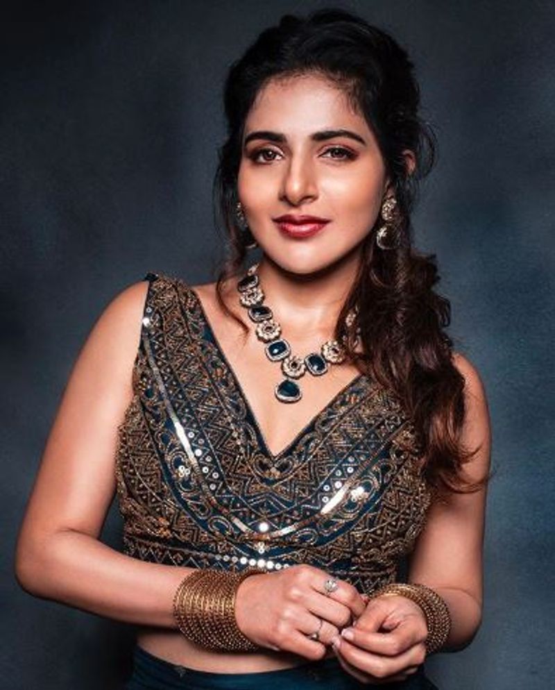 nansirithal movie actress aishwarya menon latest photo gallery