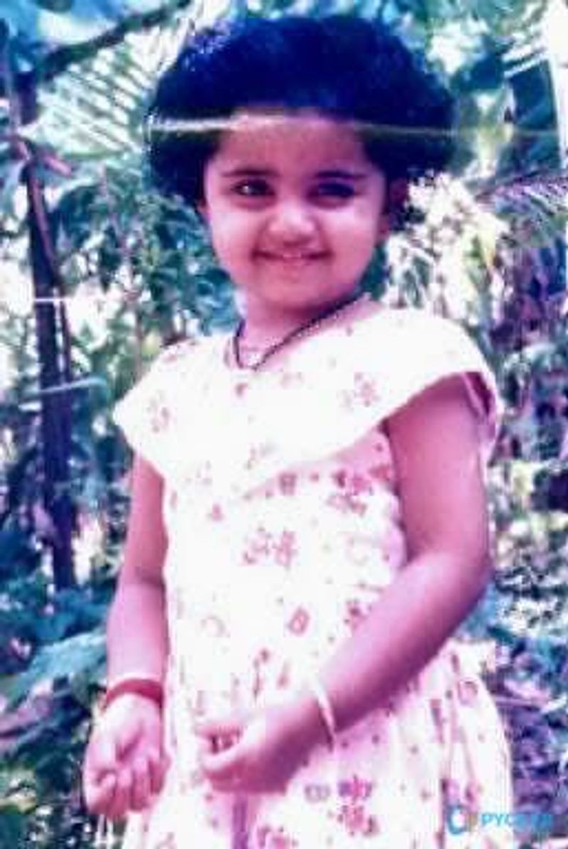 Actress Anupama Parameshwaran Childwood to latest Photo Collection