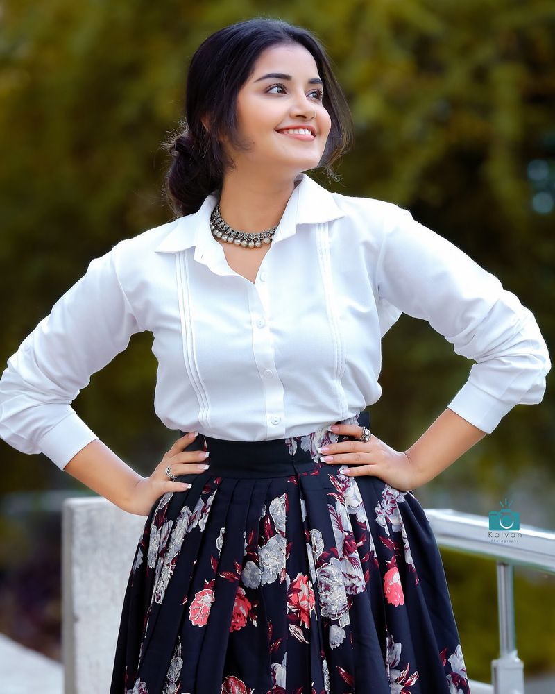 Actress Anupama Parameshwaran Childwood to latest Photo Collection